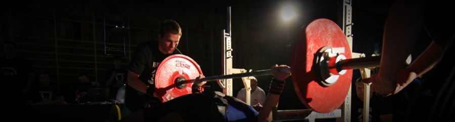 Powerlifting competition in action